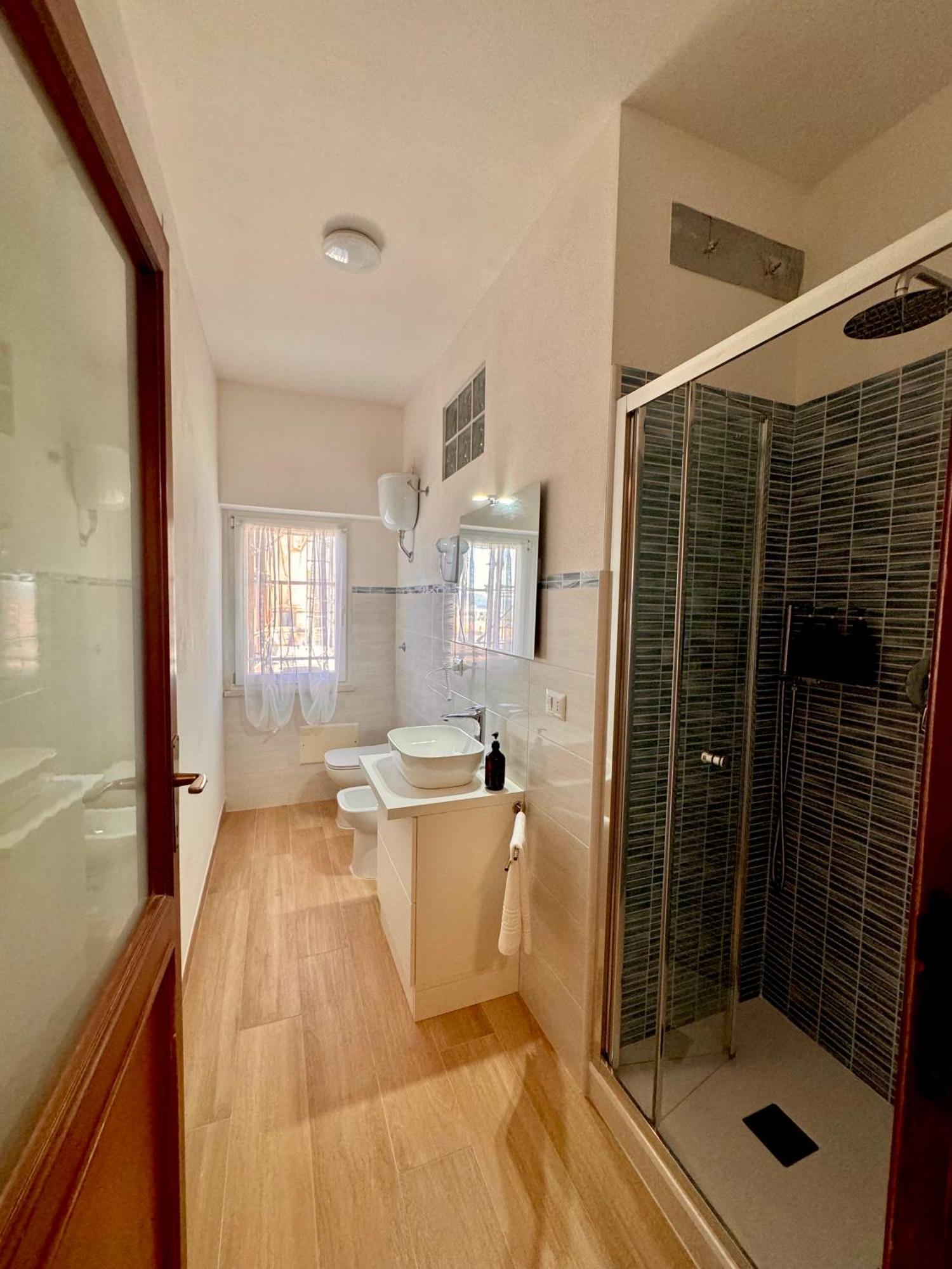 Blue Terrace Guest House ألغيرو المظهر الخارجي الصورة